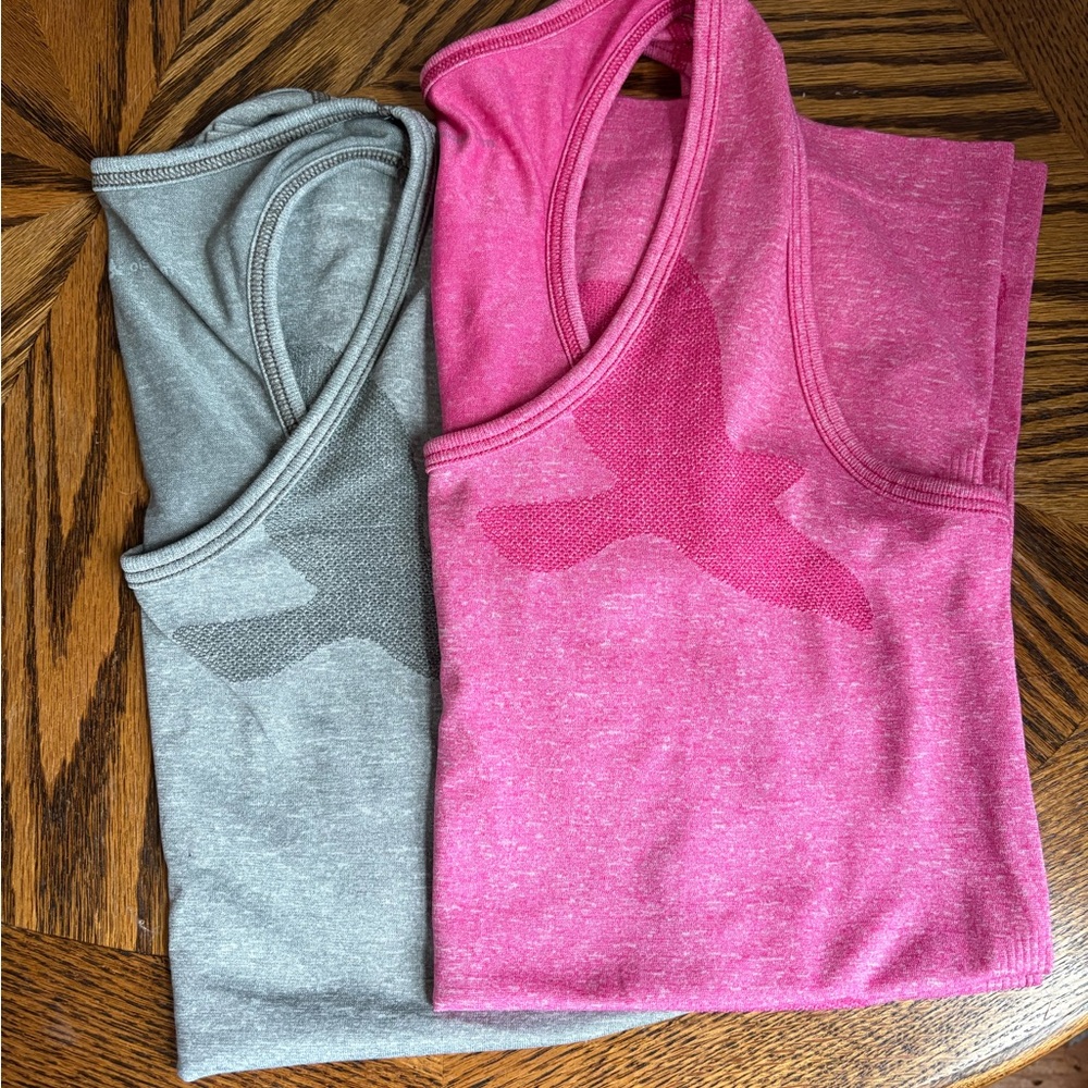 Oiselle Flyte Racerback running tank bundle size small pink and gray